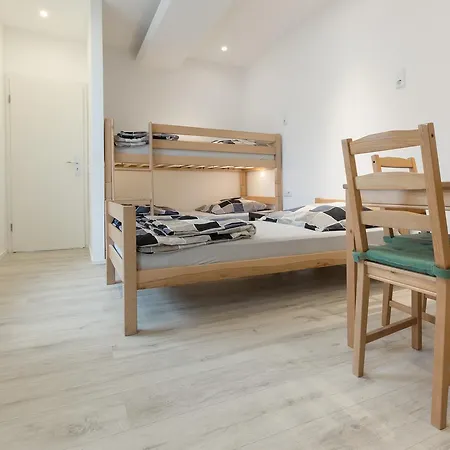 Boardinghouse